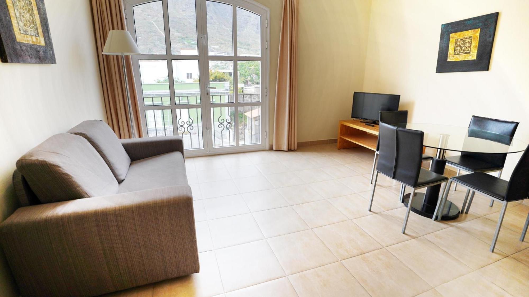 Apartment Coral Silos - Your Natural Choice